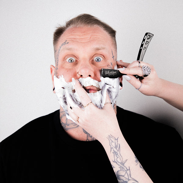 Straight Razor Clean Cut